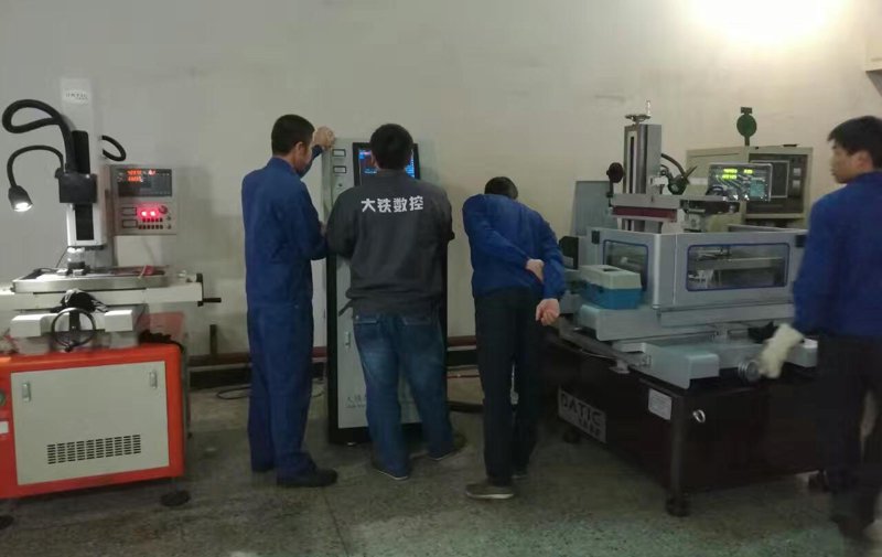 包装袋选择的误区:为何服装塑料包装袋不能忽视?